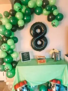 minecraft balloon garland for party